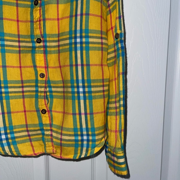 Plaid button down top - Picture 5 of 7